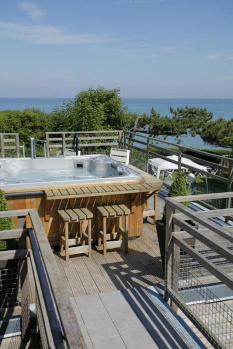 The Originals Hotel Le Cise Restaurant Chambres Et Suites 奥尔特 外观 照片