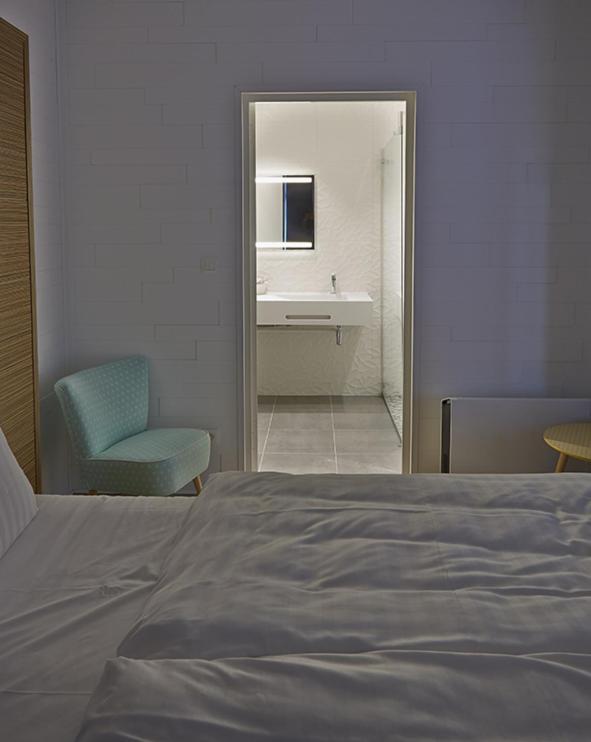 The Originals Hotel Le Cise Restaurant Chambres Et Suites 奥尔特 外观 照片